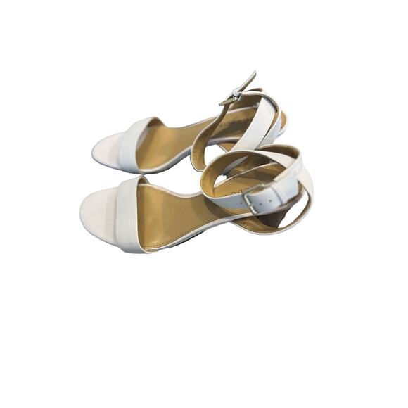 Talbots ankle strap block heels size 8.5 - Picture 1 of 10